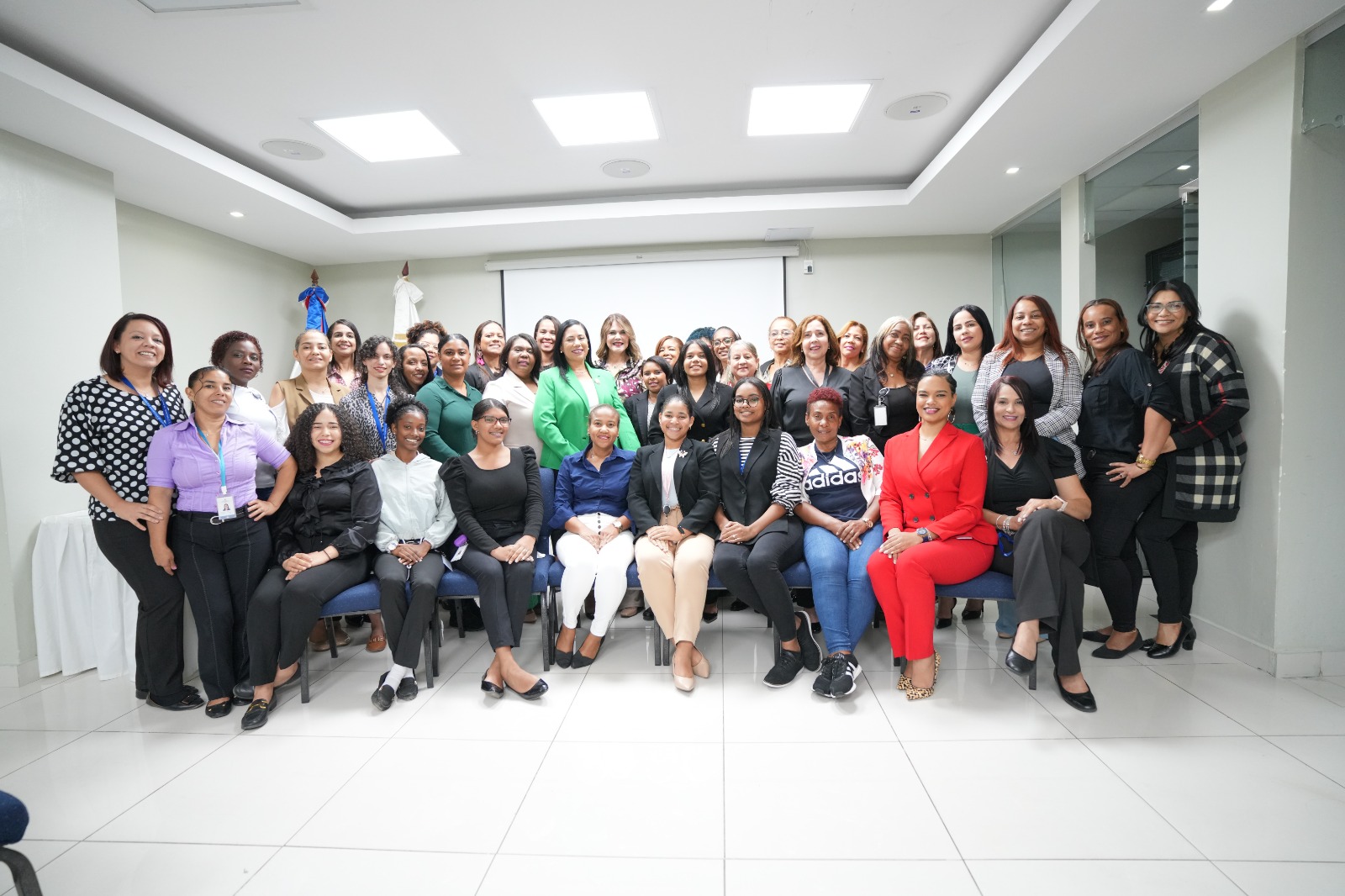 INABIE realiza ciclo de charlas educativas dirigidas a colaboradoras con motivo al Día Internacional de la Mujer 